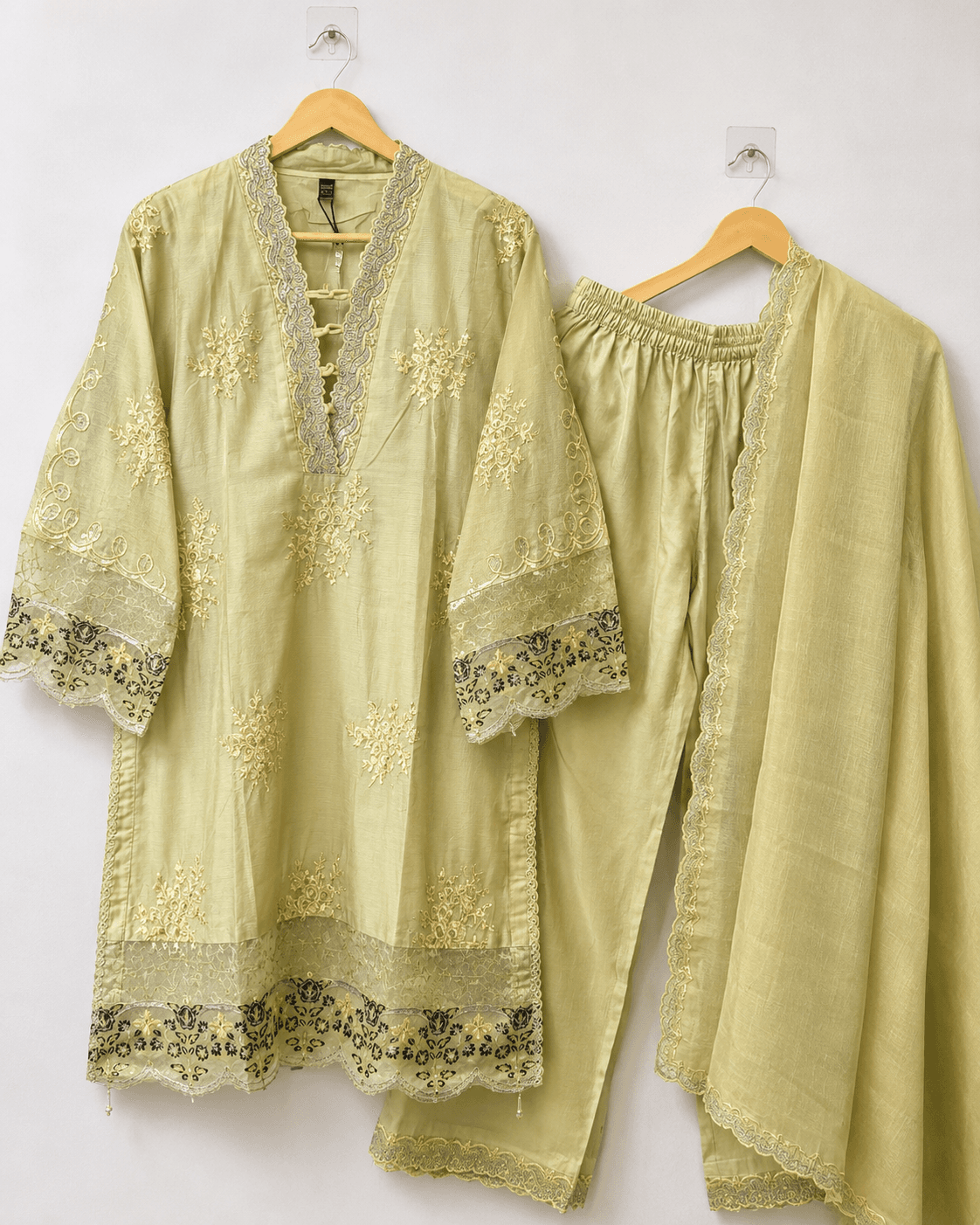 Premium organza Pakistani Style