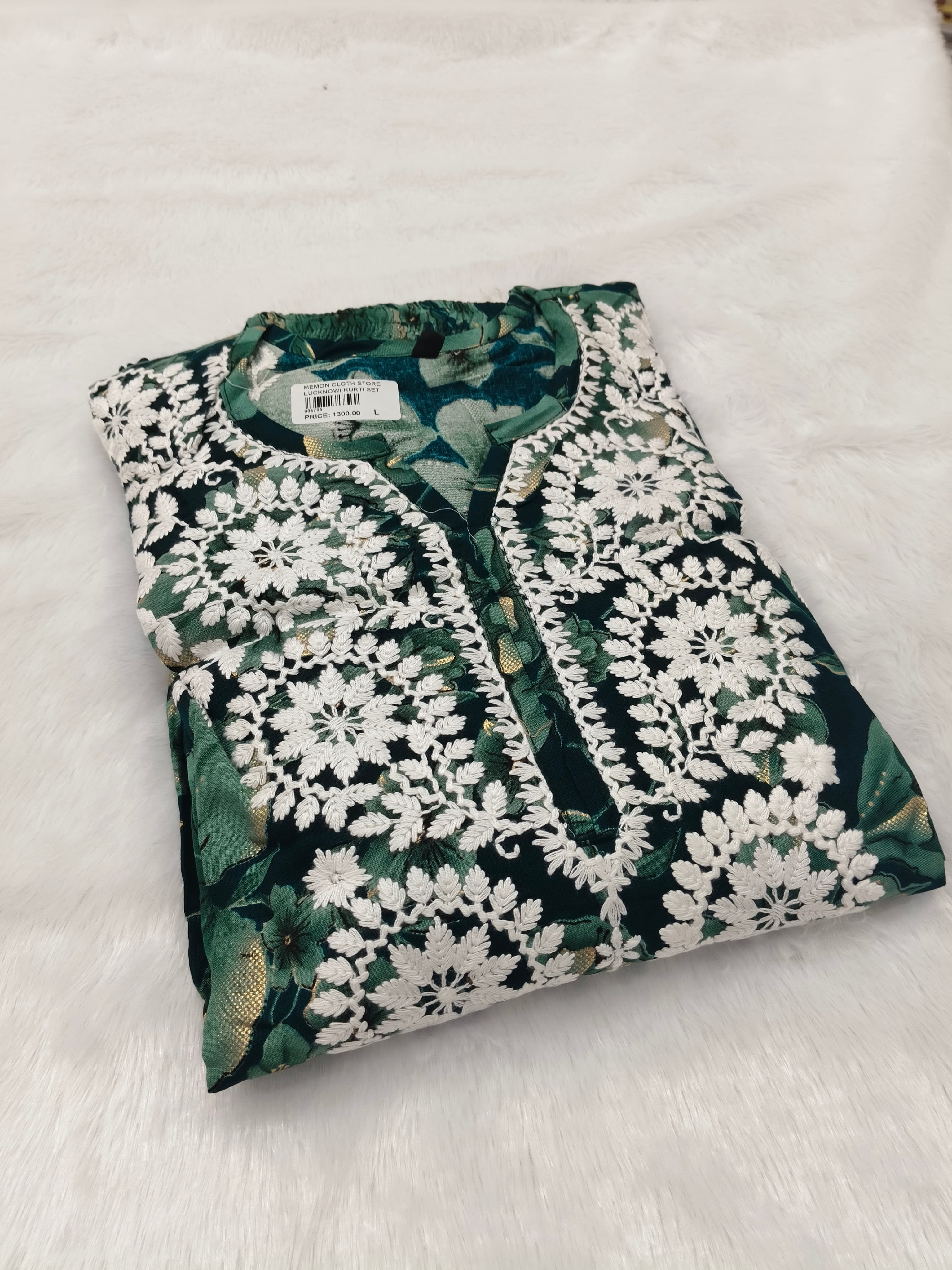 Lucknowi Embroidered 3-Piece Suit