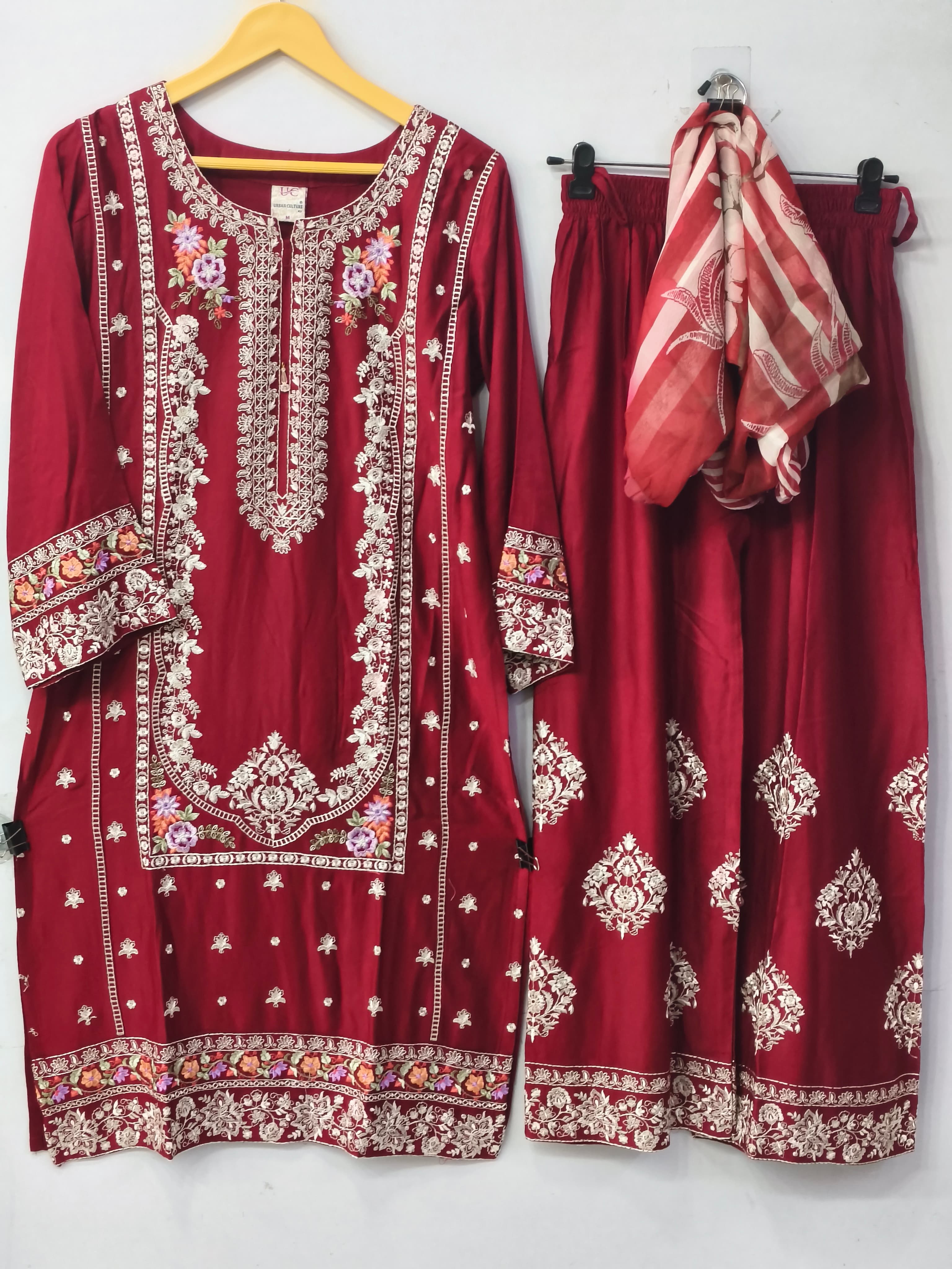 Pakistani Ready Made 3-Piece Suit